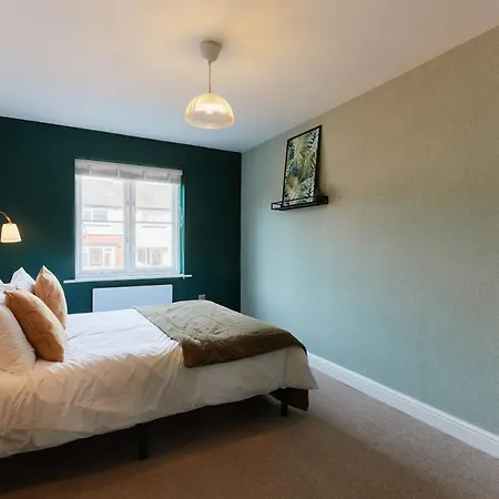 Appartement Chic 1br Flat With Parking-easy Access To Center